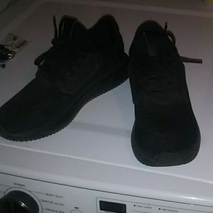 Mens Puma Upside Mesh sneakers size 10(US)